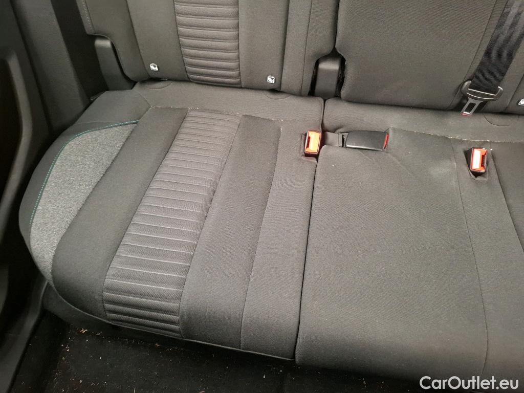  Peugeot  3008  II Active Pack 1.2 PureTech 130CV BVA8 E6d #64