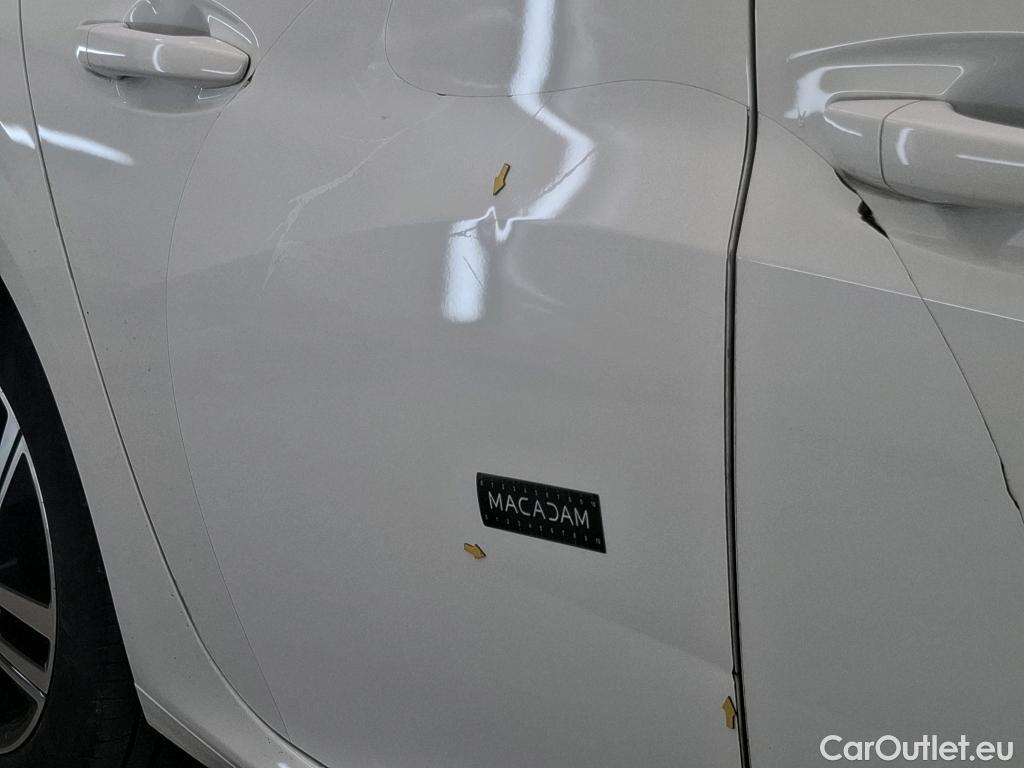  Peugeot  208  Allure Business 1.2 PureTech 100CV BVM6 E6d #2
