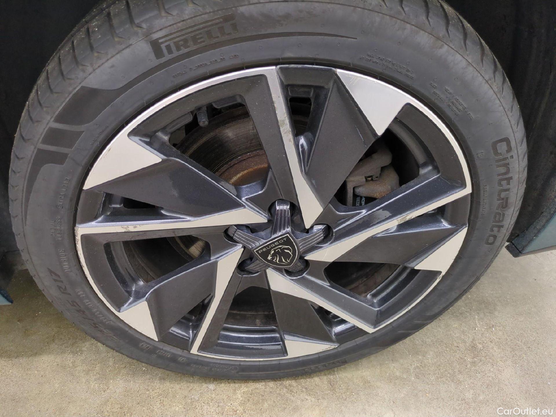  Peugeot  308 PEUGEOT  SW / 2021 / 5P / Break PHEV 180 E-EAT8 ALLURE PACK #17