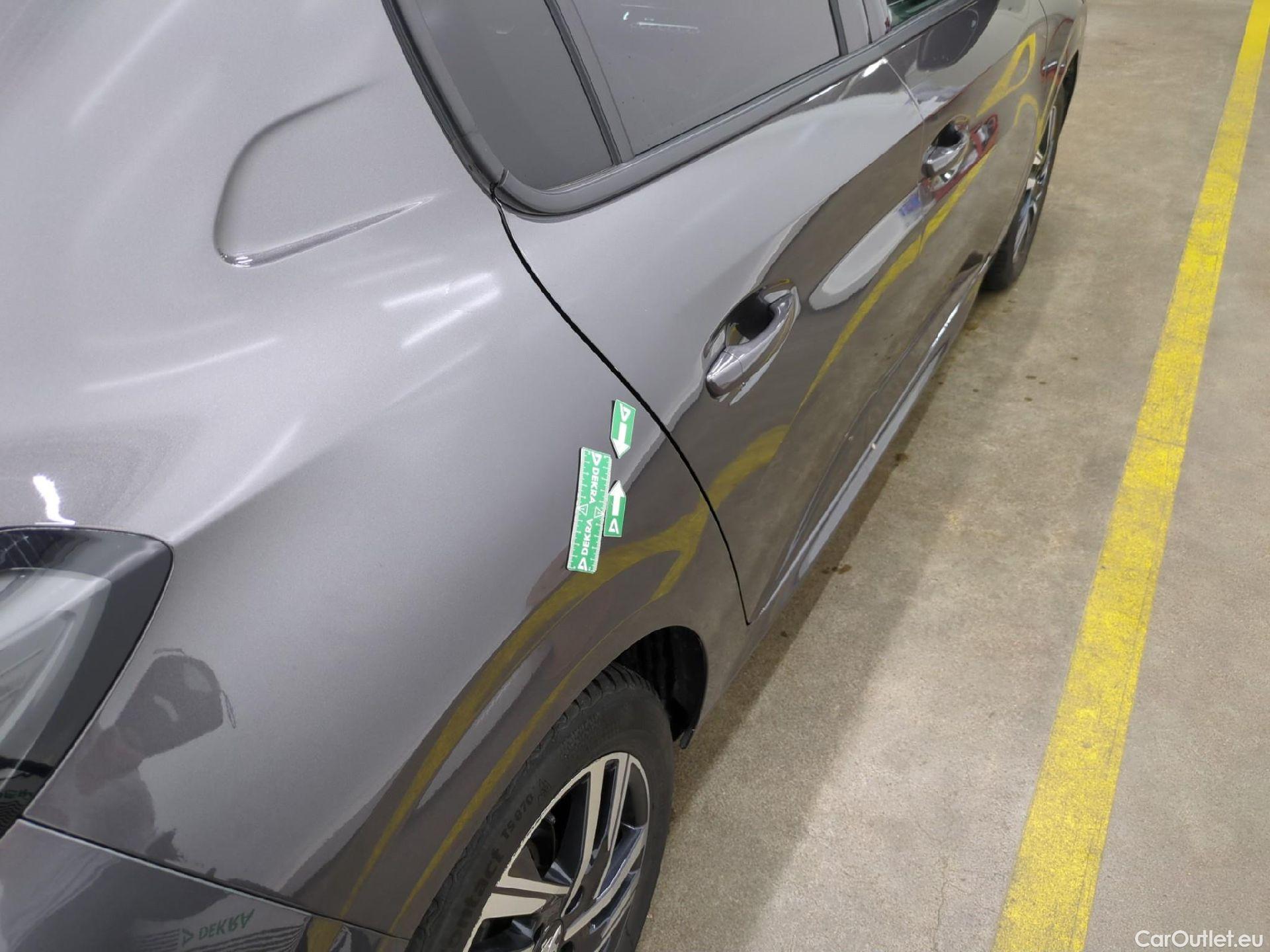  Peugeot  208  Allure Pack 1.2 PureTech 100CV BVA8 E6d #11