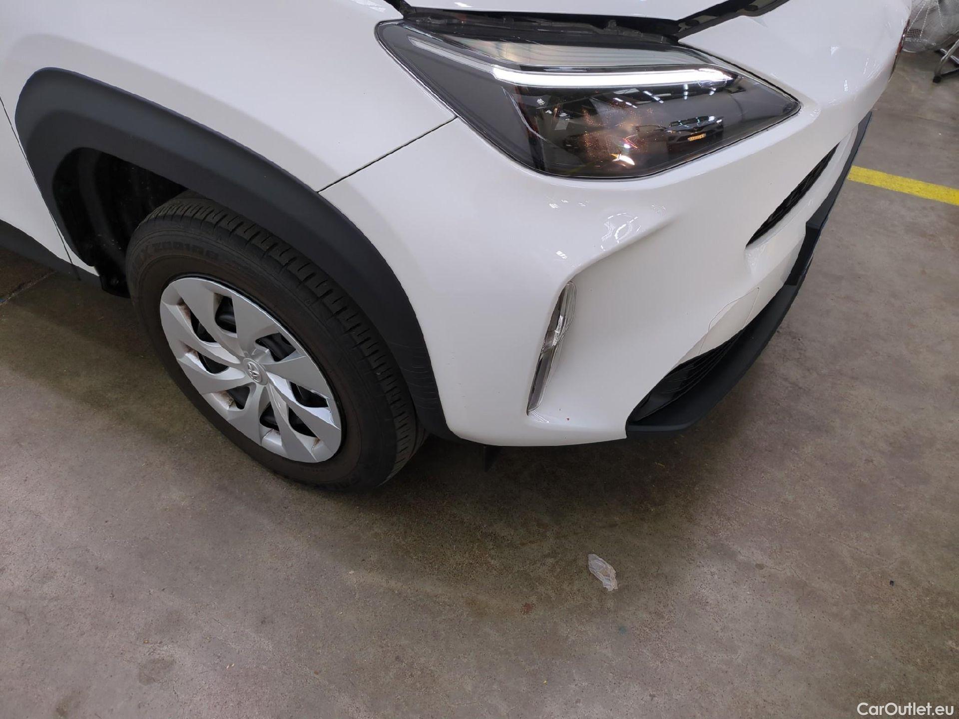  Toyota  Yaris Cross TOYOTA  Hybride / 2021 / 5P / SUV 1.5 HYBRID 116H DYNAMIC AUTO #5