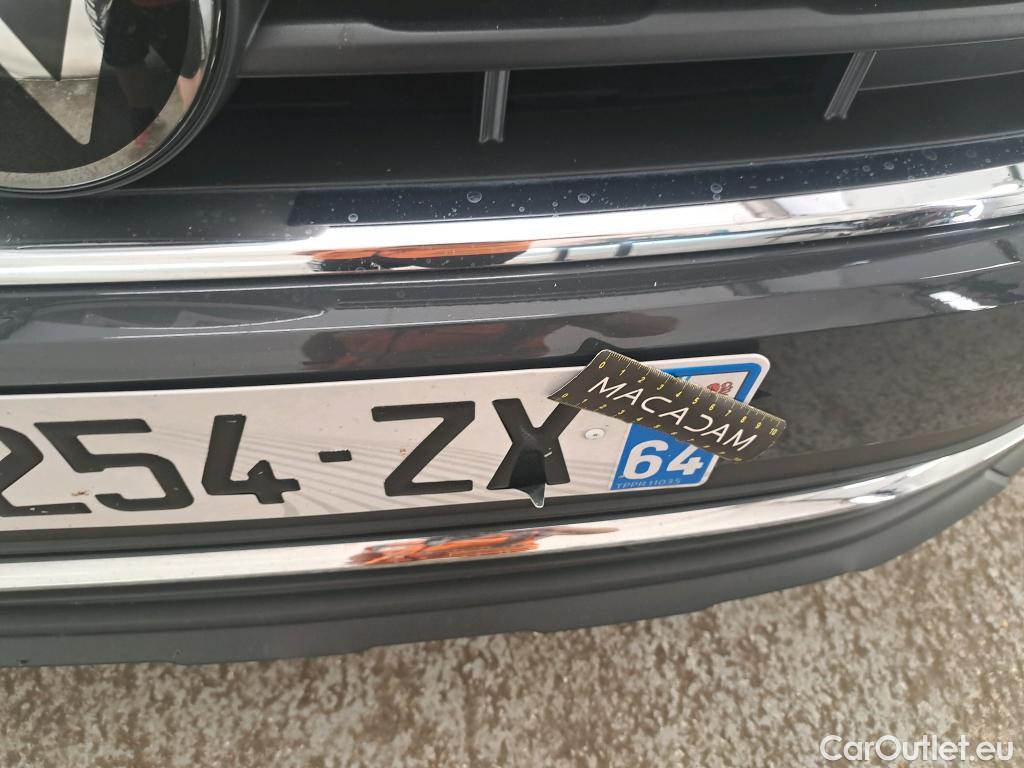  Volkswagen  Tiguan VOLKSWAGEN  / 2020 / 5P / SUV 1.4 eHybrid 245 DSG6 Life Business #22