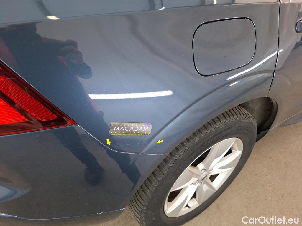  Volvo  XC60 VOLVO  / 2021 / 5P / SUV B4 197 GearTronic 8 Momentum #20