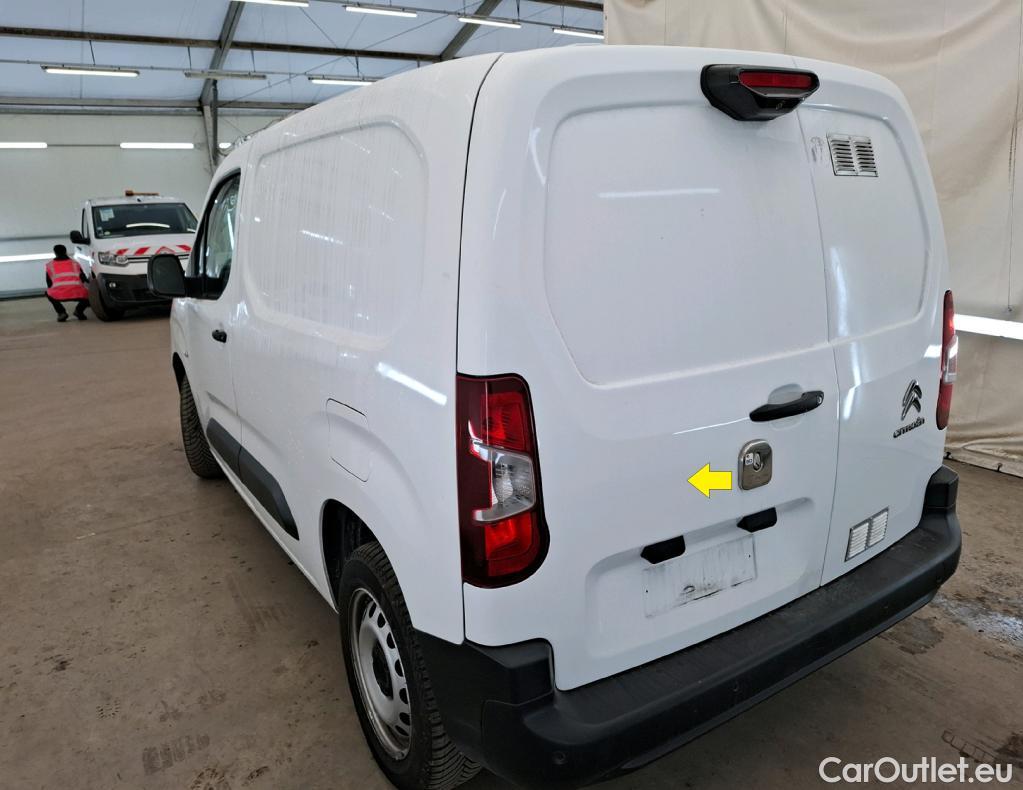  Citroen  Berlingo CITROEN  / 2018 / 4P / Fourgonnette M 1000kg PureTech 110 BVM6 Driver (Ex L421) #33