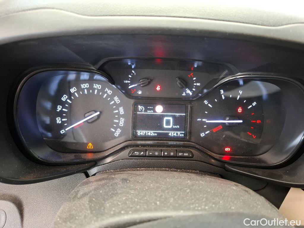  Citroen  Berlingo CITROEN  / 2018 / 4P / Fourgonnette M 1000kg PureTech 110 BVM6 Driver (Ex L421) #38