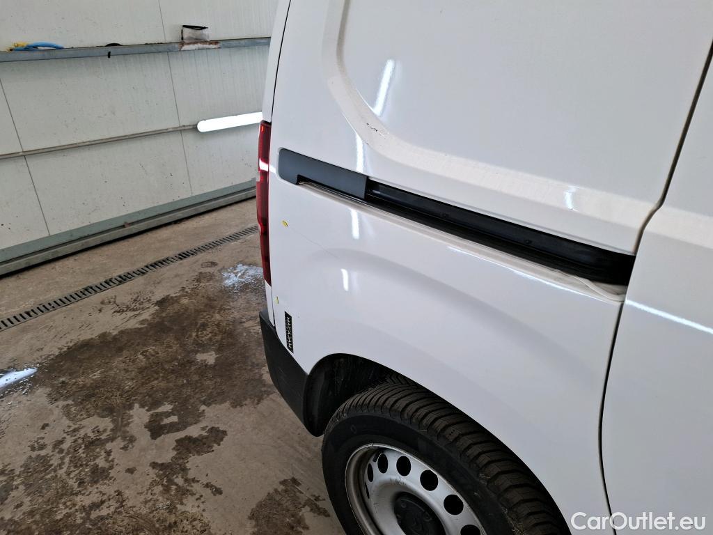  Citroen  Berlingo CITROEN  / 2018 / 4P / Fourgonnette M 1000kg PureTech 110 BVM6 Driver (Ex L421) #3