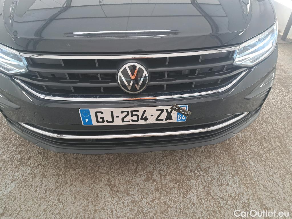  Volkswagen  Tiguan VOLKSWAGEN  / 2020 / 5P / SUV 1.4 eHybrid 245 DSG6 Life Business #21