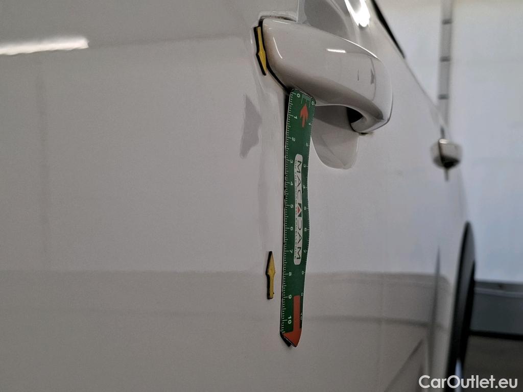  Citroen  C3 CITROEN  Société / 2020 / 5P / Berline / VU PureTech 83 S&S BVM Feel Nav #2