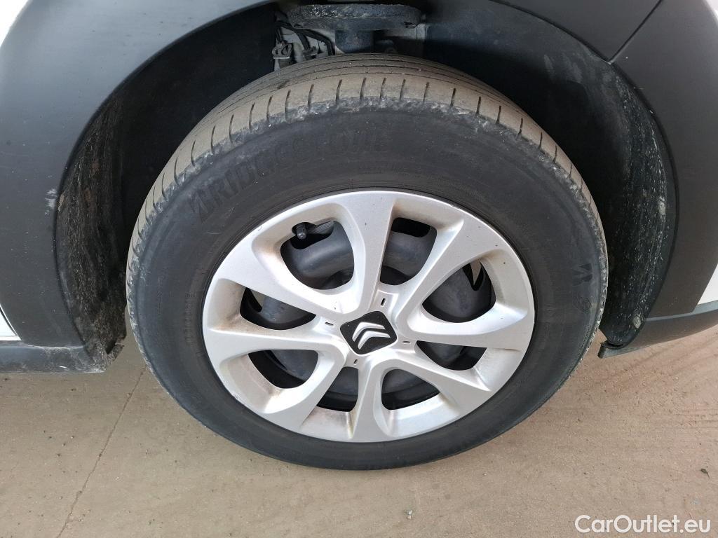  Citroen  C3  Société Feel 1.5 BlueHDI 100CV BVM6 E6d #8