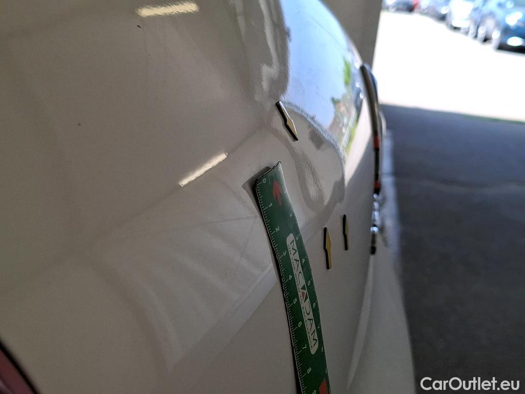  Citroen  C3 CITROEN  Société / 2020 / 5P / Berline / VU PureTech 83 S&S BVM Feel Nav #35