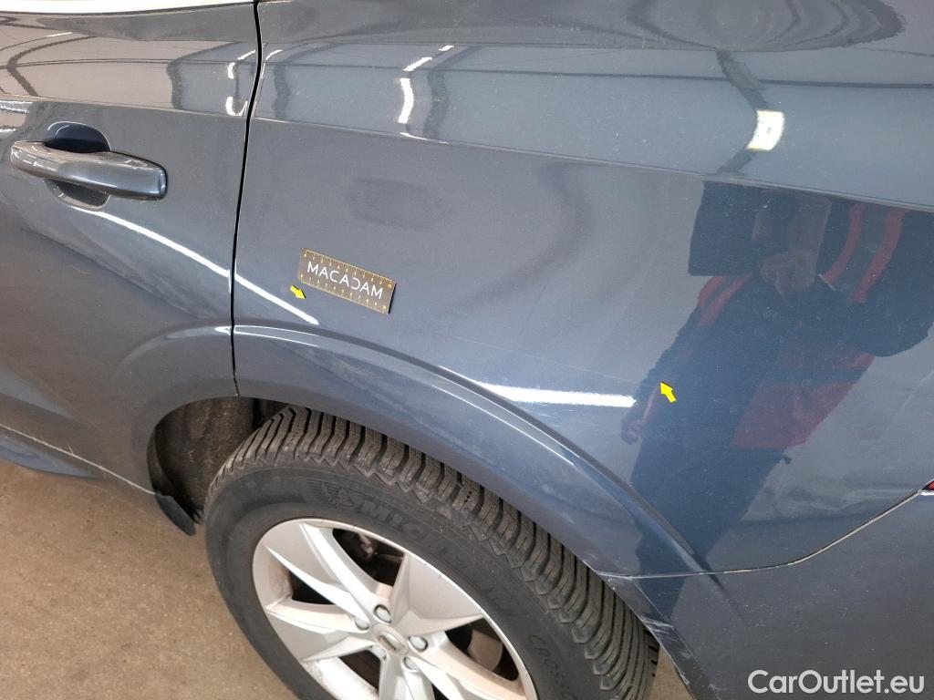  Volvo  XC60 VOLVO  / 2021 / 5P / SUV B4 197 GearTronic 8 Momentum #16