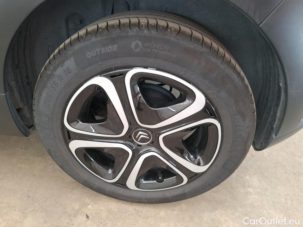  Citroen  C3  Plus 1.2 PureTech 80CV BVM5 6E #26