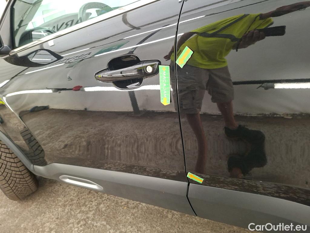  Citroen  C4 CITROEN  X / 2022 / 4P / Berline PureTech 130 S&S EAT8 Shine #13