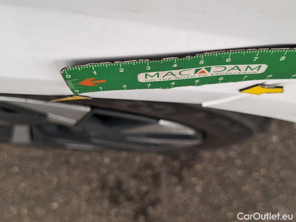  Peugeot  208  Active 1.2 PureTech 100CV BVM6 E6d #40