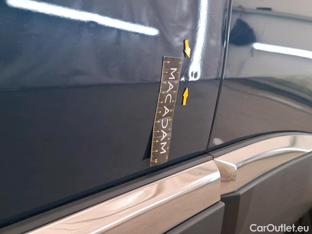  Peugeot  3008 PEUGEOT  / 2020 / 5P / SUV 1.6 HYBRID4 300 E-EAT8 GT Pack #73