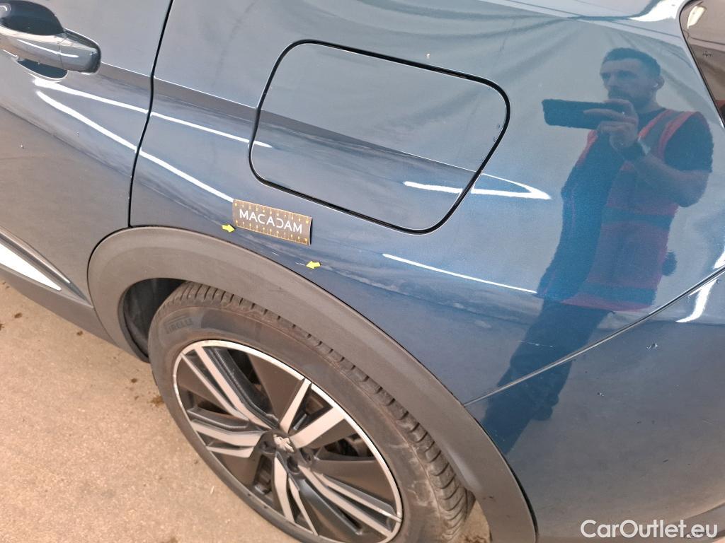 Peugeot  3008 PEUGEOT  / 2020 / 5P / SUV 1.6 HYBRID4 300 E-EAT8 GT Pack #74