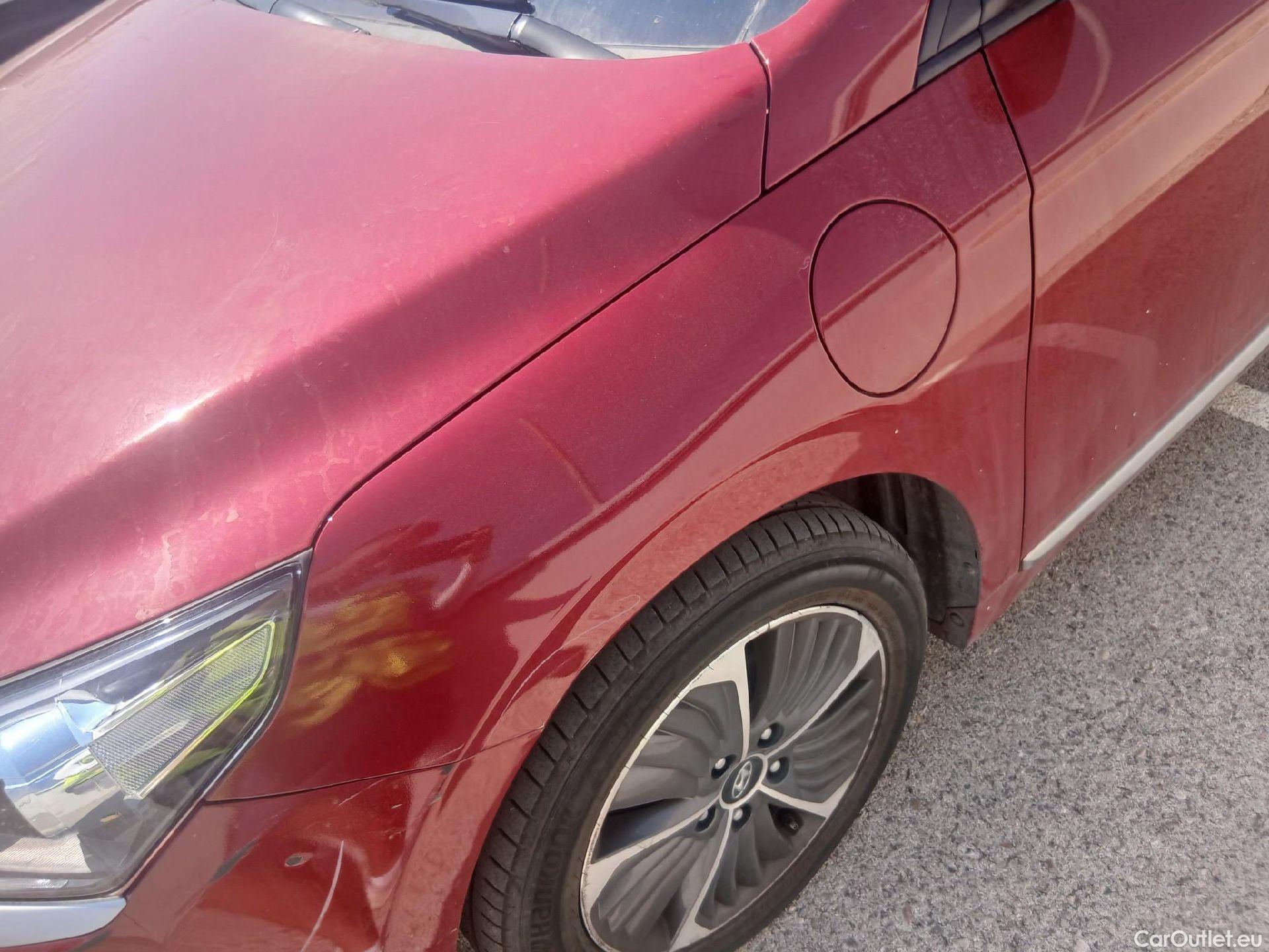 Hyundai   Ioniq HYUNDAI / 2019 / 5P / berlina con portón 1.6 GDI PHEV Klass DCT #7