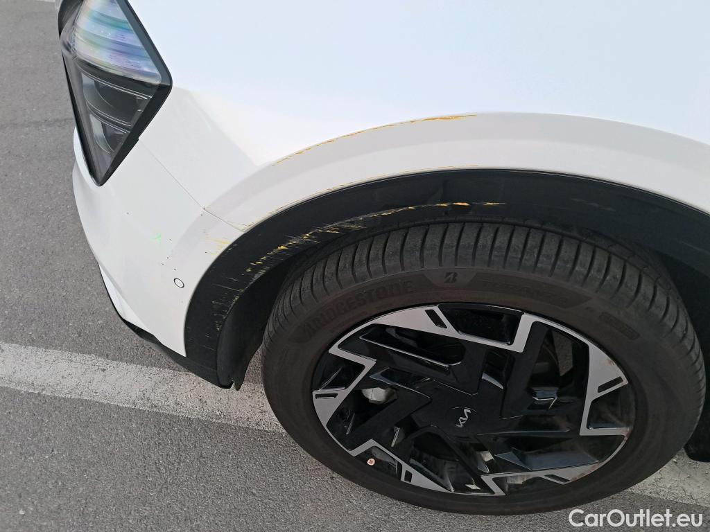  KIA  Sportage KIA  / 2022 / 5P / todoterreno 1.6 T-GDi PHEV 198kW (265CV) GT-line 4X4 #28