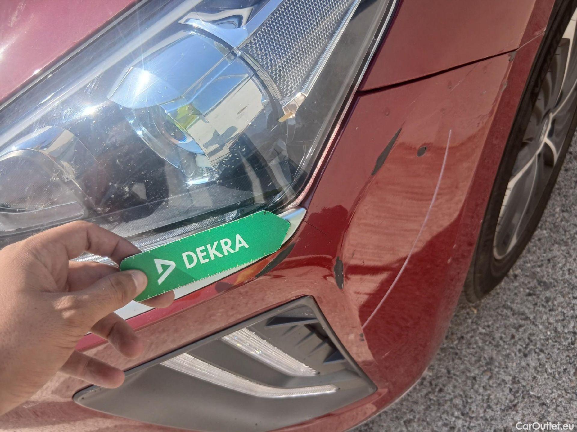  Hyundai   Ioniq HYUNDAI / 2019 / 5P / berlina con portón 1.6 GDI PHEV Klass DCT #4