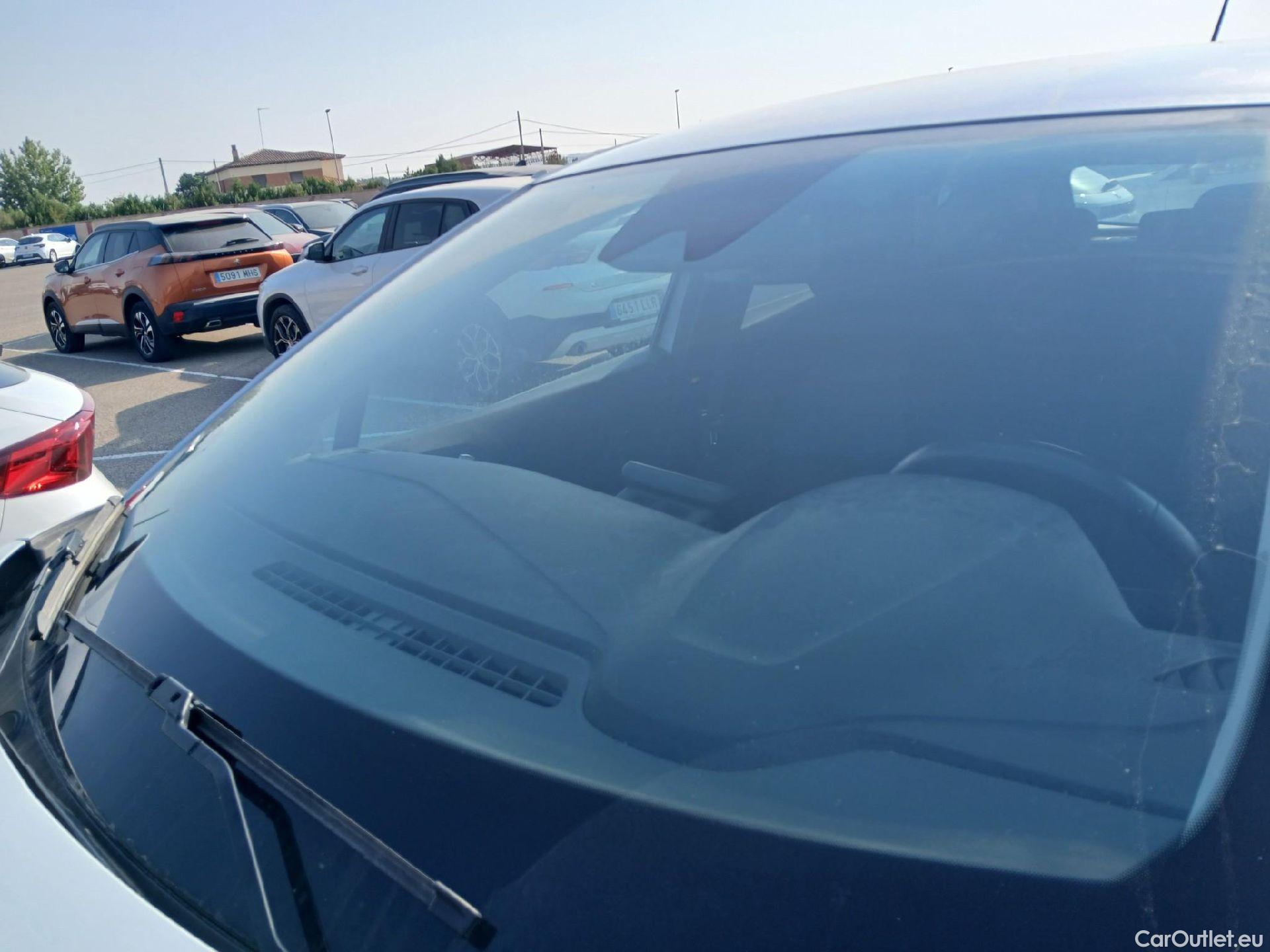  Renault  Captur RENAULT  / 2020 / 5P / todoterreno equilibre TCe 74 kW (100CV) GLP #14