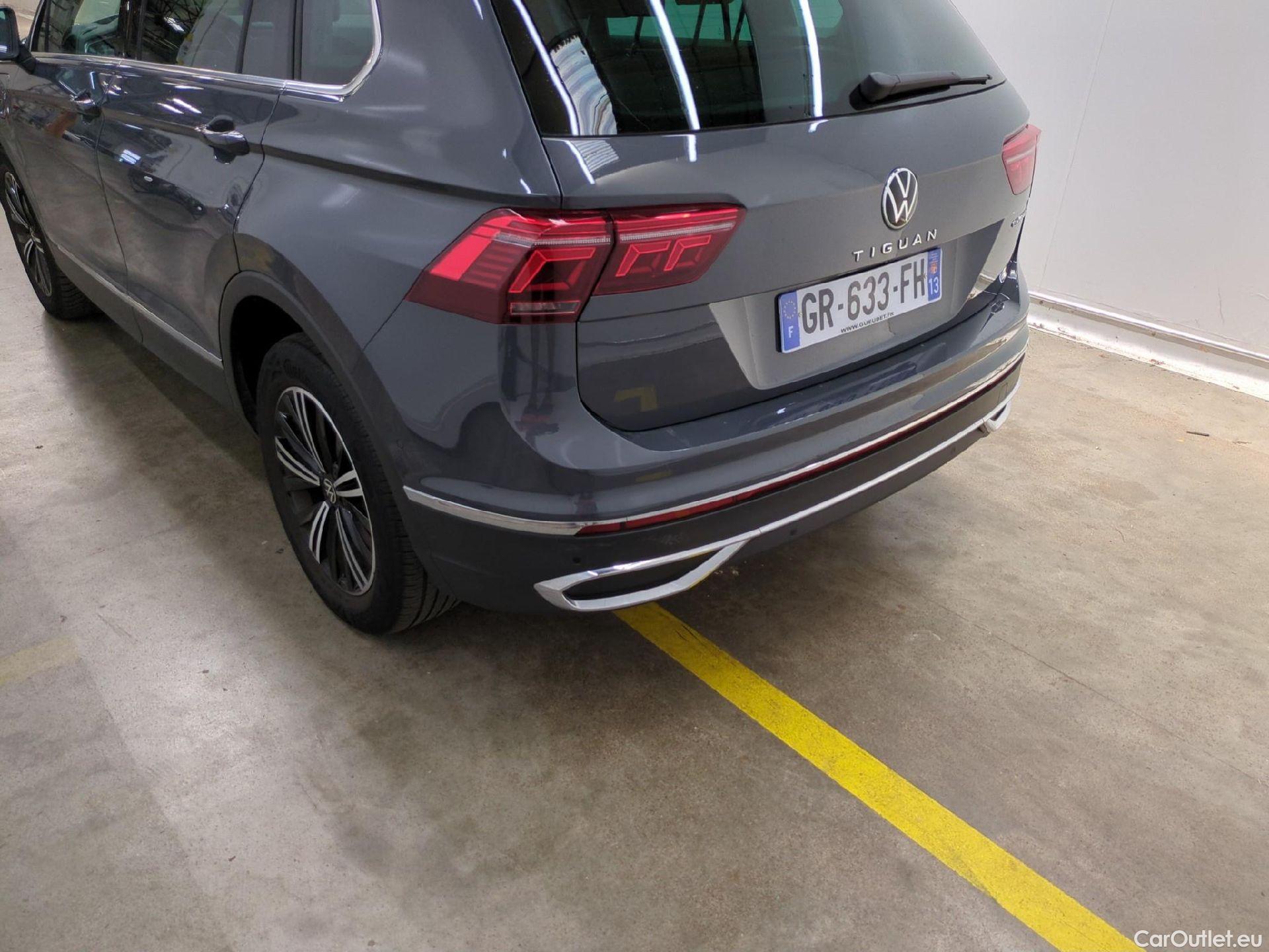  Volkswagen  Tiguan VOLKSWAGEN  / 2020 / 5P / SUV 1.4 eHybrid 245 DSG6 Elegance #15