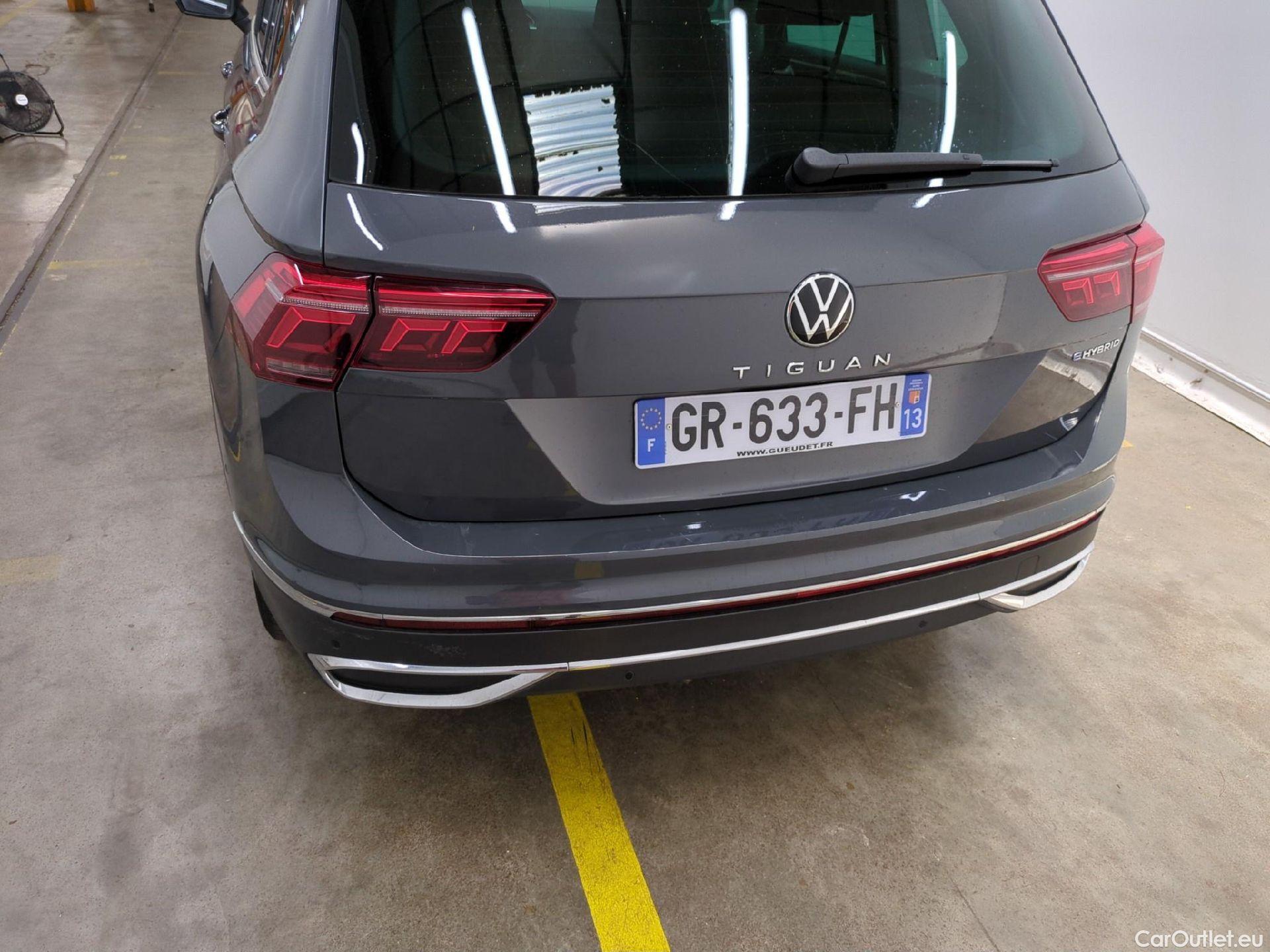  Volkswagen  Tiguan VOLKSWAGEN  / 2020 / 5P / SUV 1.4 eHybrid 245 DSG6 Elegance #11
