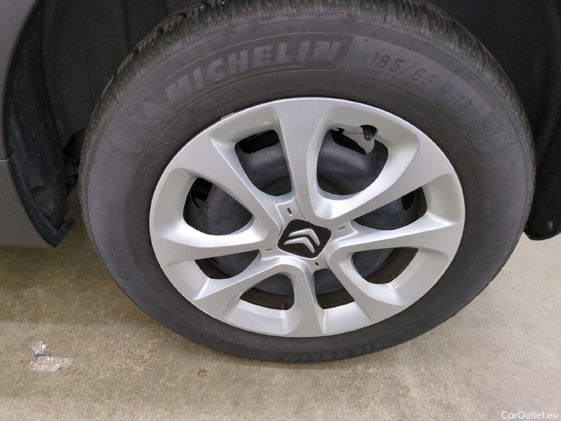  Citroen  C3  Société Feel 1.5 BlueHDI 100CV BVM6 E6d #15