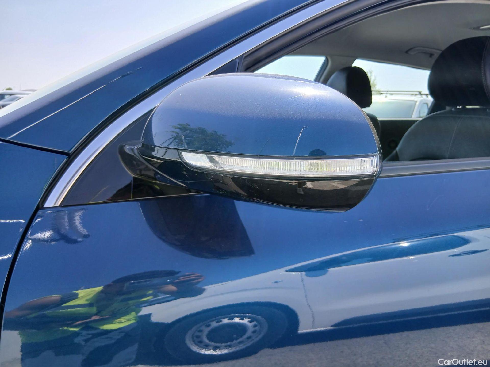 KIA  Niro KIA  / 2019 / 5P / crossover 1.6 GDi HEV 104kW (141CV) Drive #14