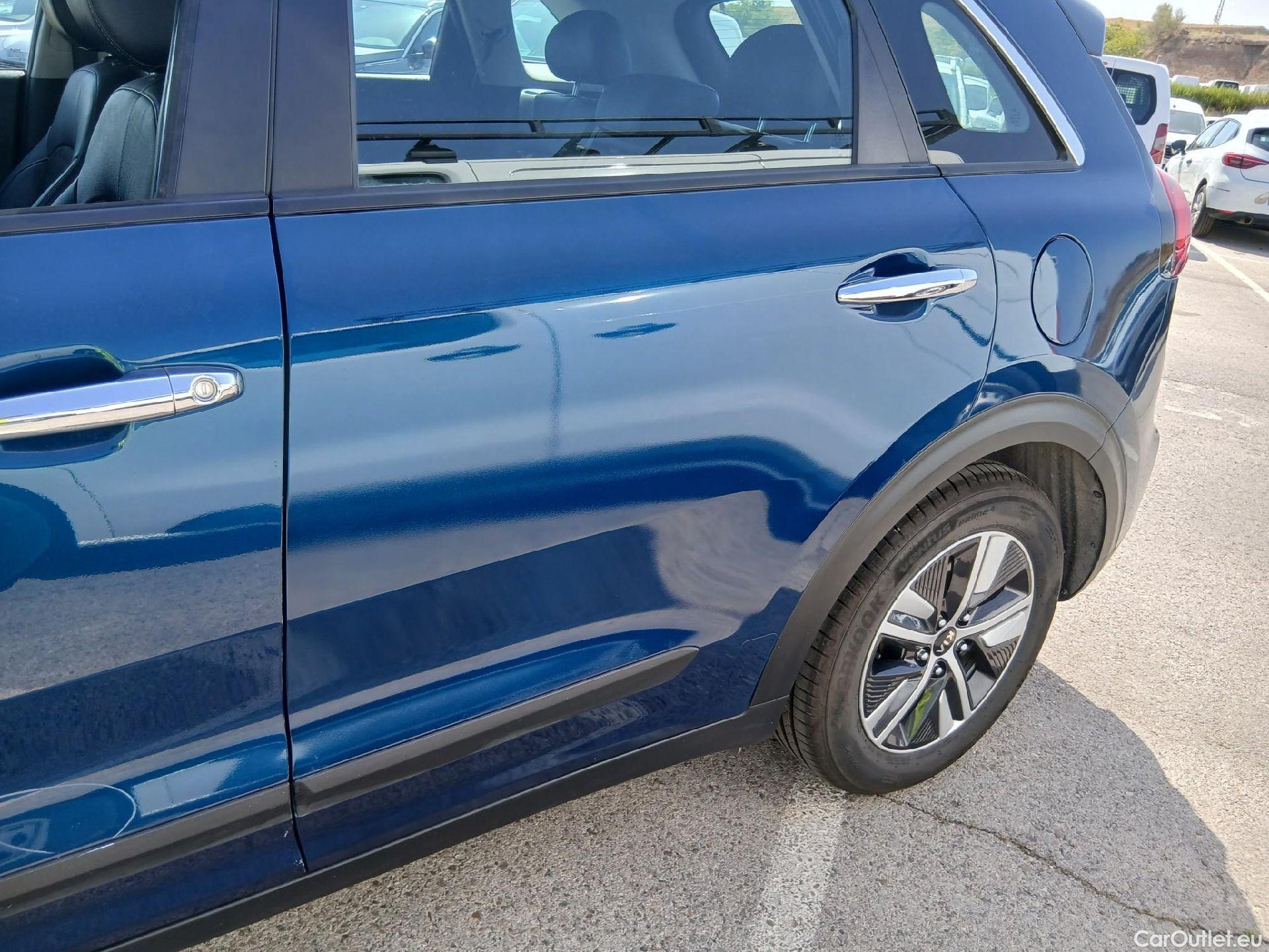  KIA  Niro KIA  / 2019 / 5P / crossover 1.6 GDi HEV 104kW (141CV) Drive #17
