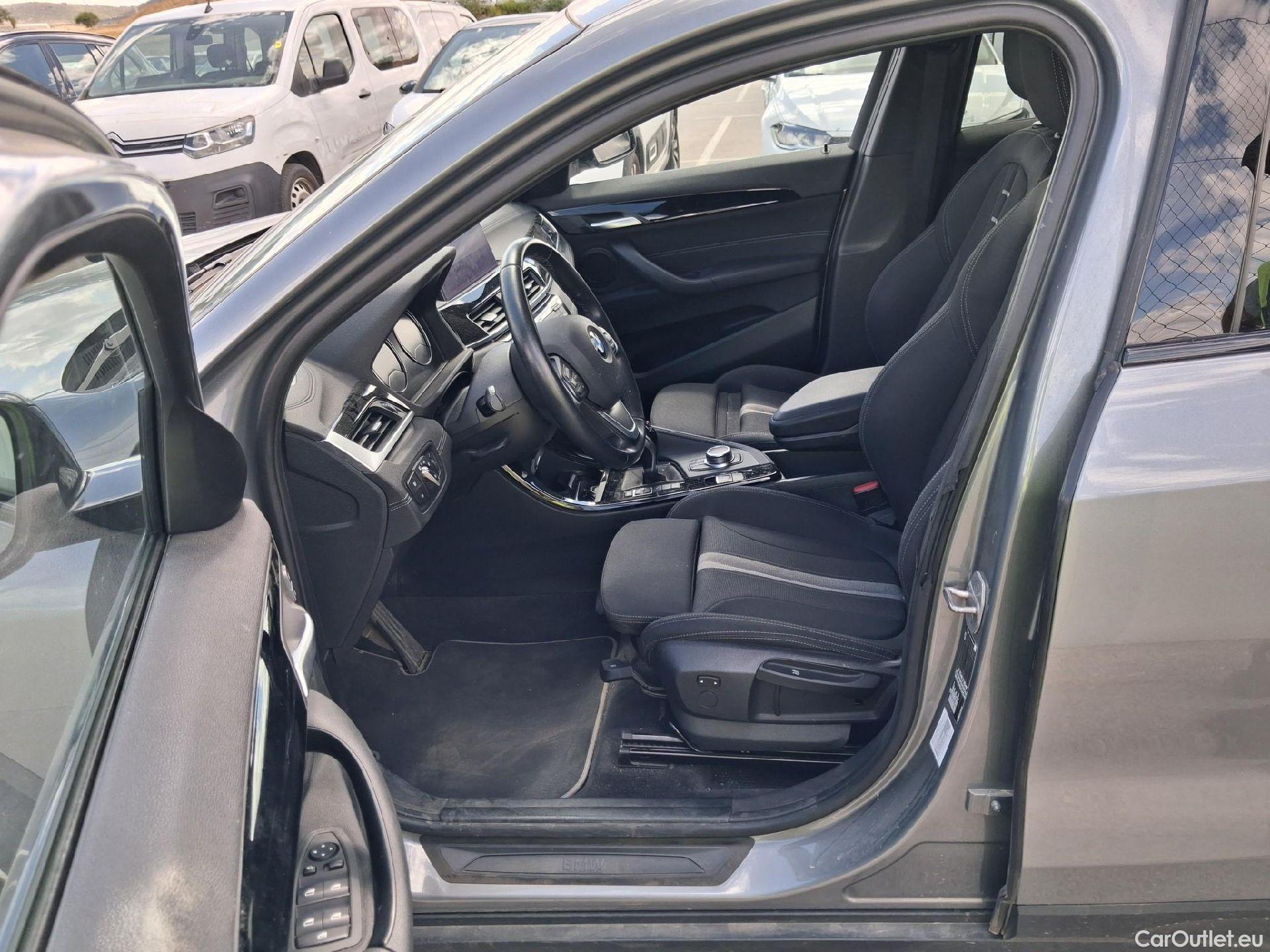  Bmw  X2 BMW  / 2017 / 5P / todoterreno sDrive18i (AC3) #40
