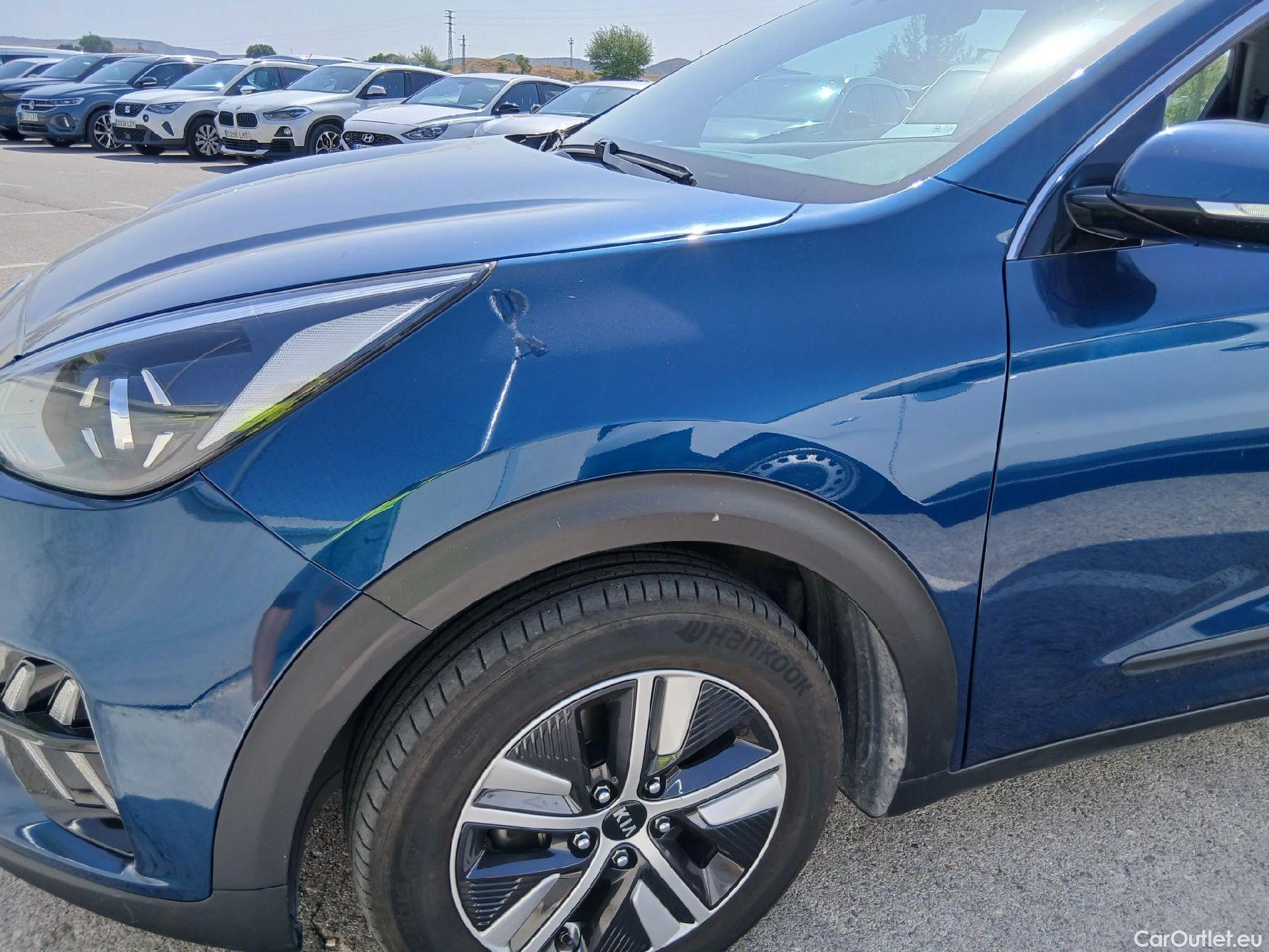  KIA  Niro KIA  / 2019 / 5P / crossover 1.6 GDi HEV 104kW (141CV) Drive #11