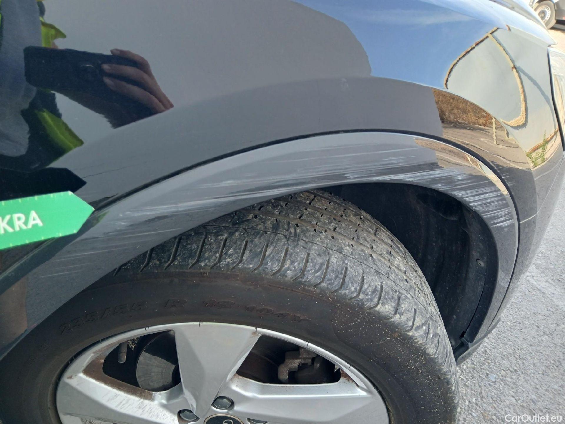  Audi  Q3 AUDI  / 2018 / 5P / todoterreno Advanced 35 TDI 110kW (150CV) S tronic #48