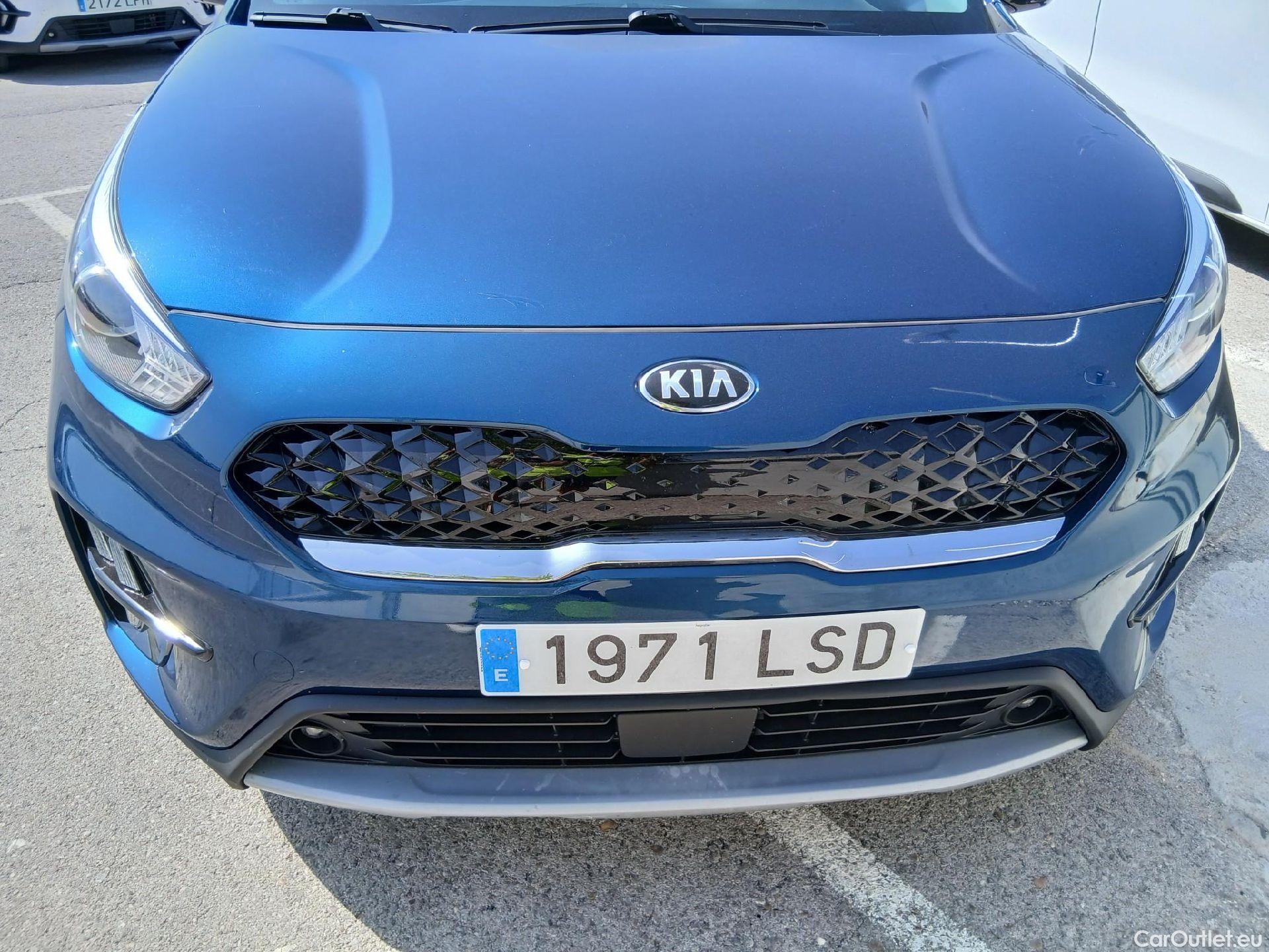  KIA  Niro KIA  / 2019 / 5P / crossover 1.6 GDi HEV 104kW (141CV) Drive #7