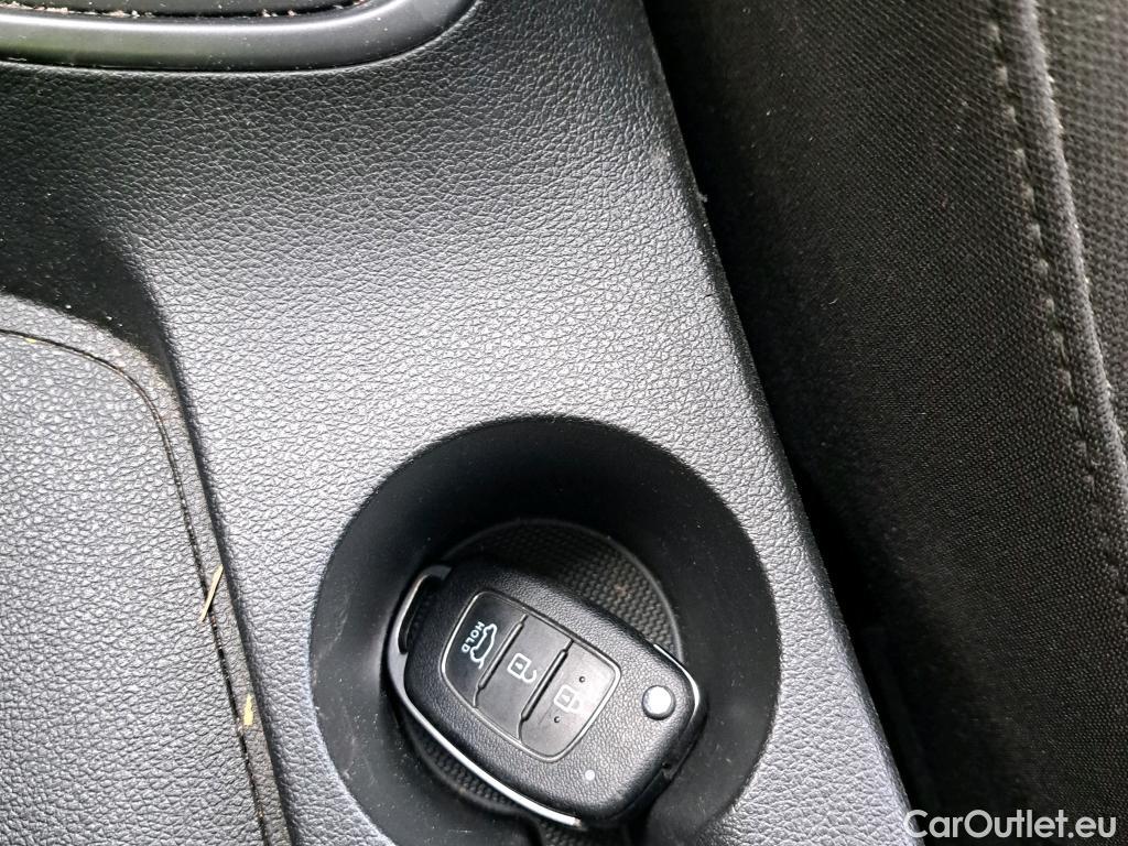  Hyundai  Bayon HYUNDAI  / 2021 / 5P / todoterreno 1.0 TGDI 74kW (100CV) 48V Maxx #13