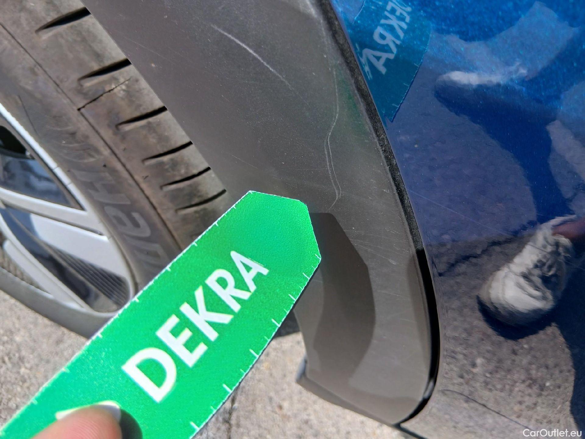  KIA  Niro KIA  / 2019 / 5P / crossover 1.6 GDi HEV 104kW (141CV) Drive #34