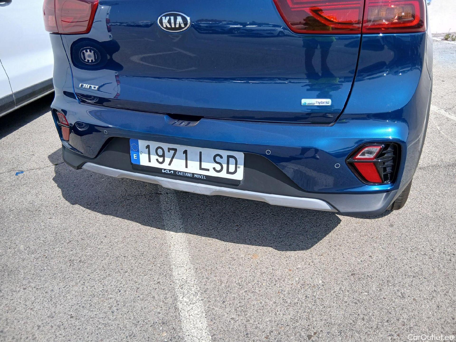  KIA  Niro KIA  / 2019 / 5P / crossover 1.6 GDi HEV 104kW (141CV) Drive #27