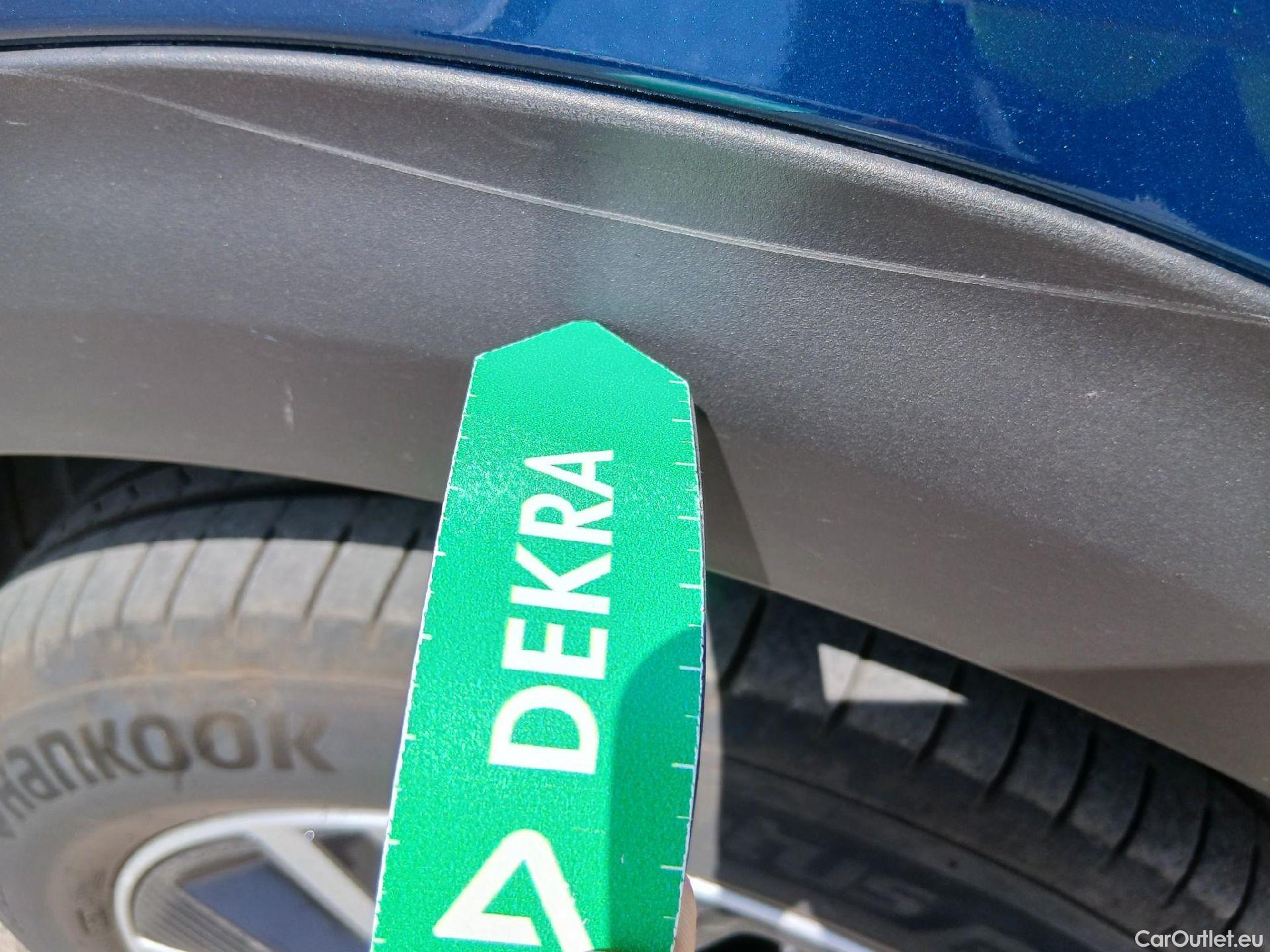  KIA  Niro KIA  / 2019 / 5P / crossover 1.6 GDi HEV 104kW (141CV) Drive #43