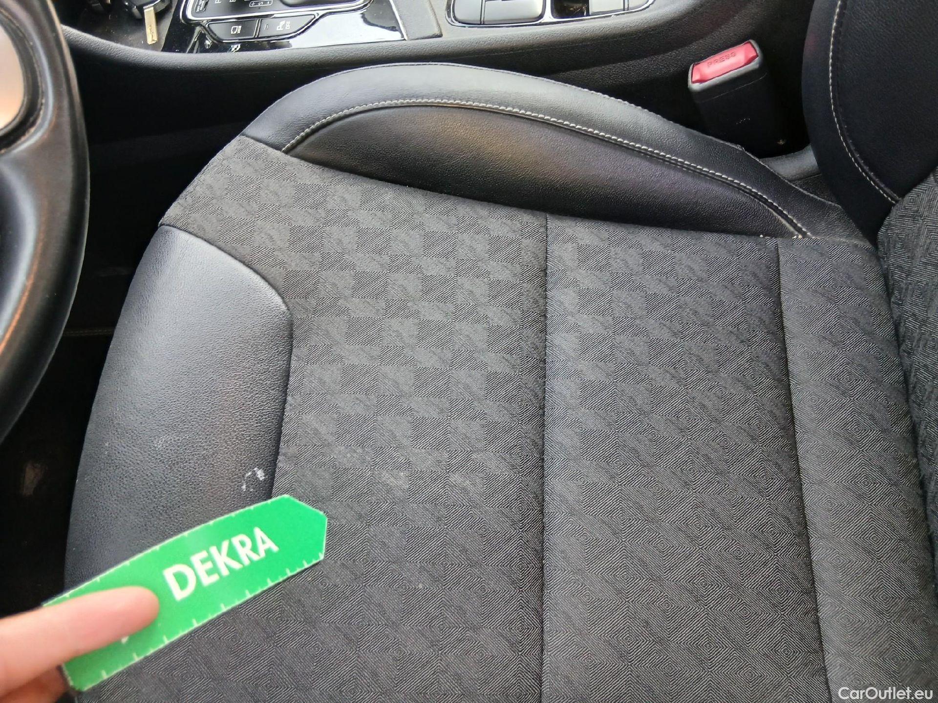  KIA  Niro KIA  / 2019 / 5P / crossover 1.6 GDi HEV 104kW (141CV) Drive #18
