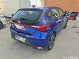 i20