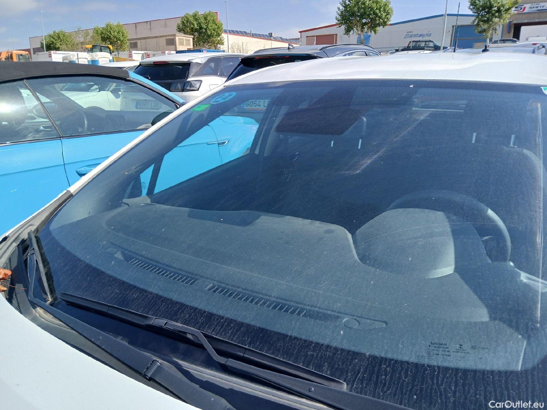  Nissan  Micra NISSAN  / 2017 / 5P / berlina con portón IG-T 68 kW (92 CV) E6D-F Acenta #1