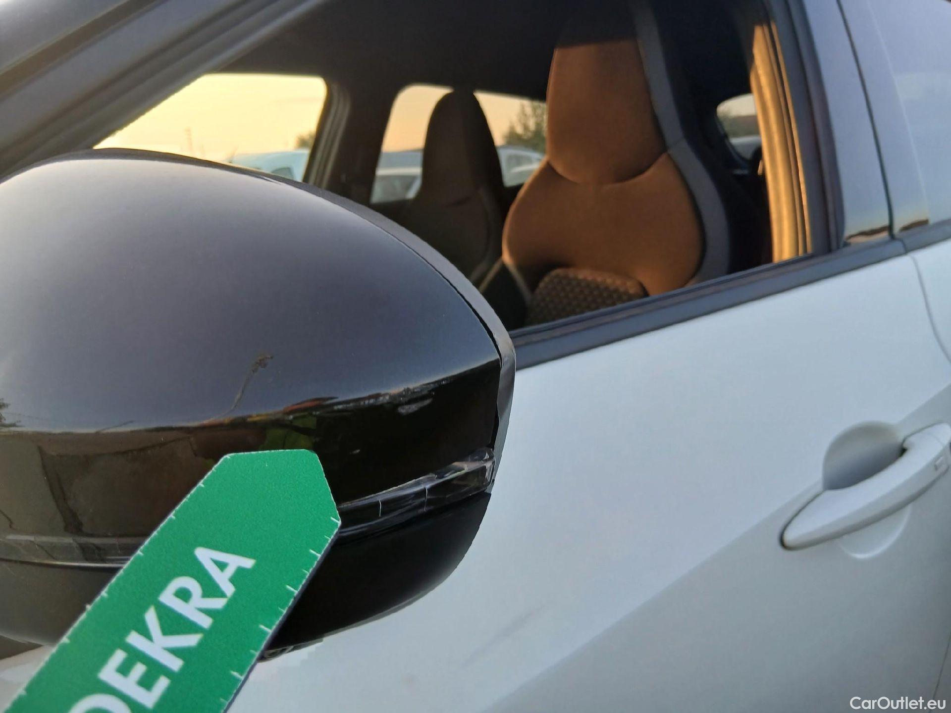  Nissan  Juke NISSAN  / 2019 / 5P / crossover DIG-T 84 kW (114 CV) DCT 7 V N-Connecta #7