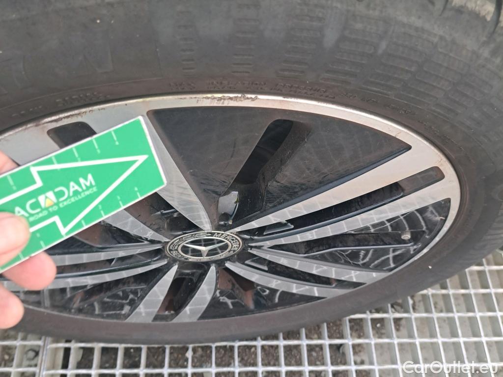  Mercedes  A-Klasse MERCEDES-BENZ Clase A / 2018 / 4P / sedán Sedán A 250 e #7