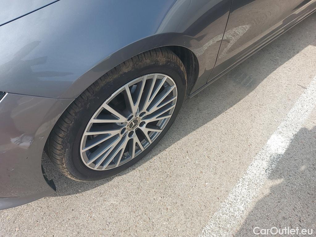  Mercedes  CLA-Klasse MERCEDES-BENZ CLA / 2019 / 4P / coupé CLA 200 D DCT #1