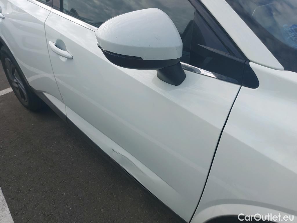  Nissan  Qashqai NISSAN  / 2021 / 5P / todoterreno DIG-T 103kW (140CV) mHEV 4x2 Acenta #3