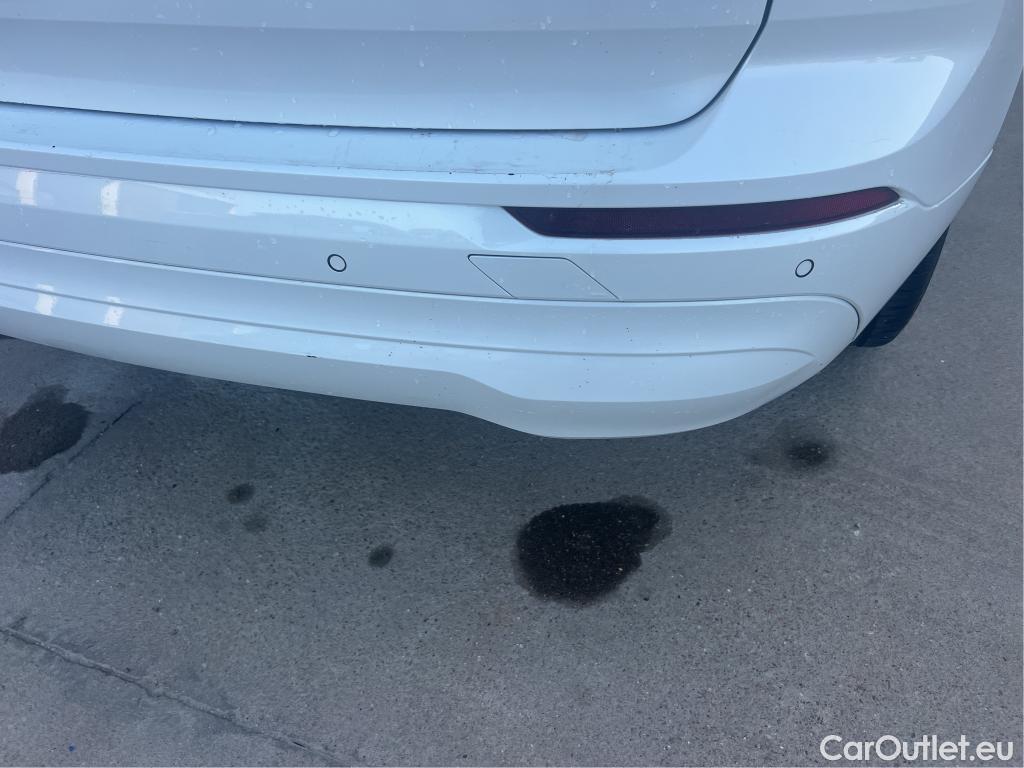  Volvo  XC60 VOLVO  / 2017 / 5P / todoterreno 2.0 B4 D AWD Core Auto #17