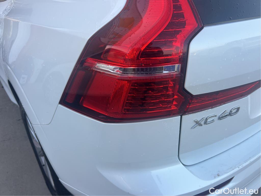  Volvo  XC60 VOLVO  / 2017 / 5P / todoterreno 2.0 B4 D AWD Core Auto #22