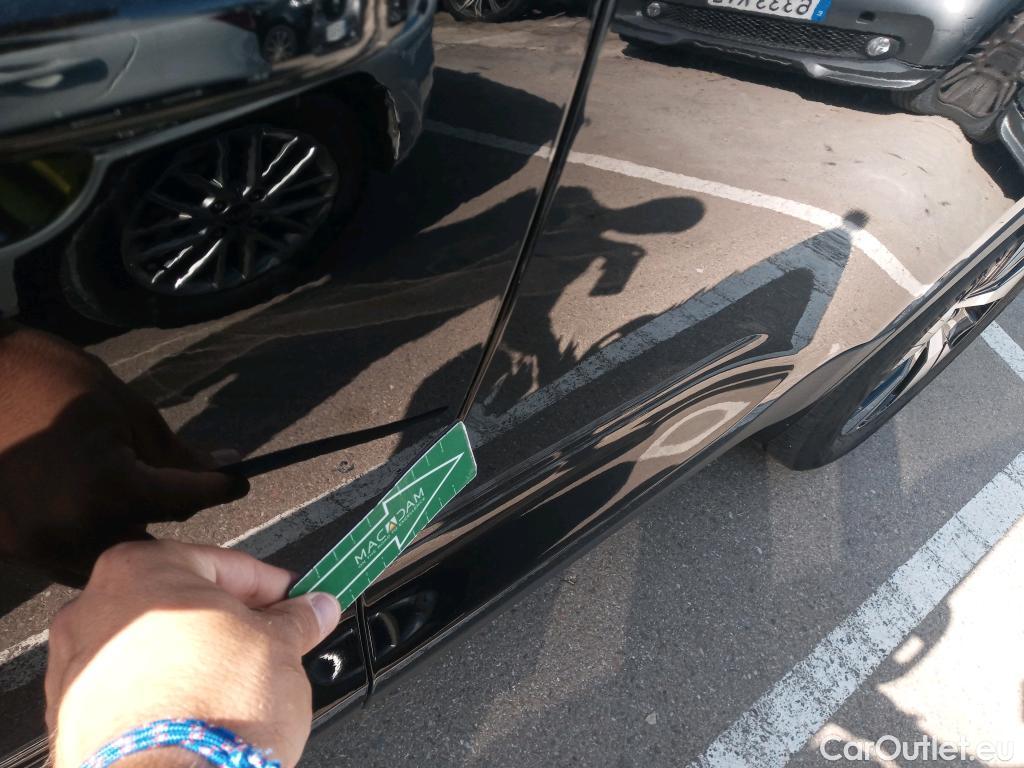  Volvo  XC 40 VOLVO XC40 / 2017 / 5P / todoterreno 1.5 T5 Twin Recharge Inscription Ex Auto #3