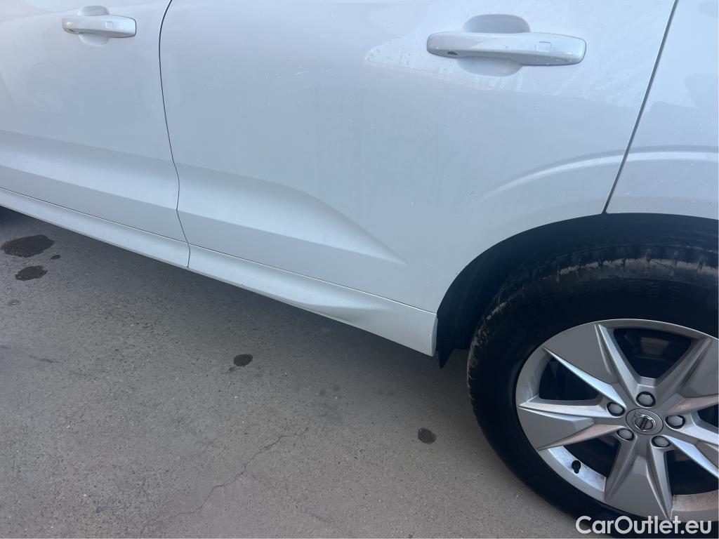  Volvo  XC60 VOLVO  / 2017 / 5P / todoterreno 2.0 B4 D AWD Core Auto #10