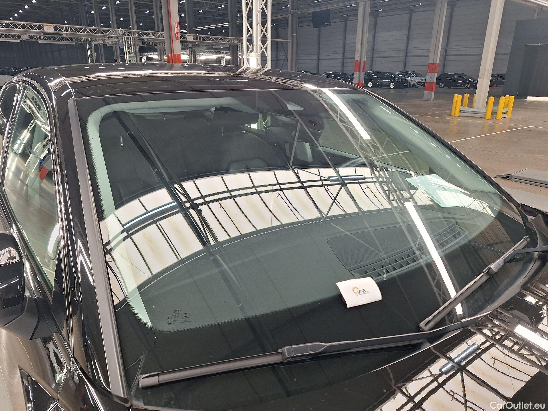  Audi  Q3 Audi,  SB '19 PHEV,  SB 45 TFSie PHEV S Li.Str. #9