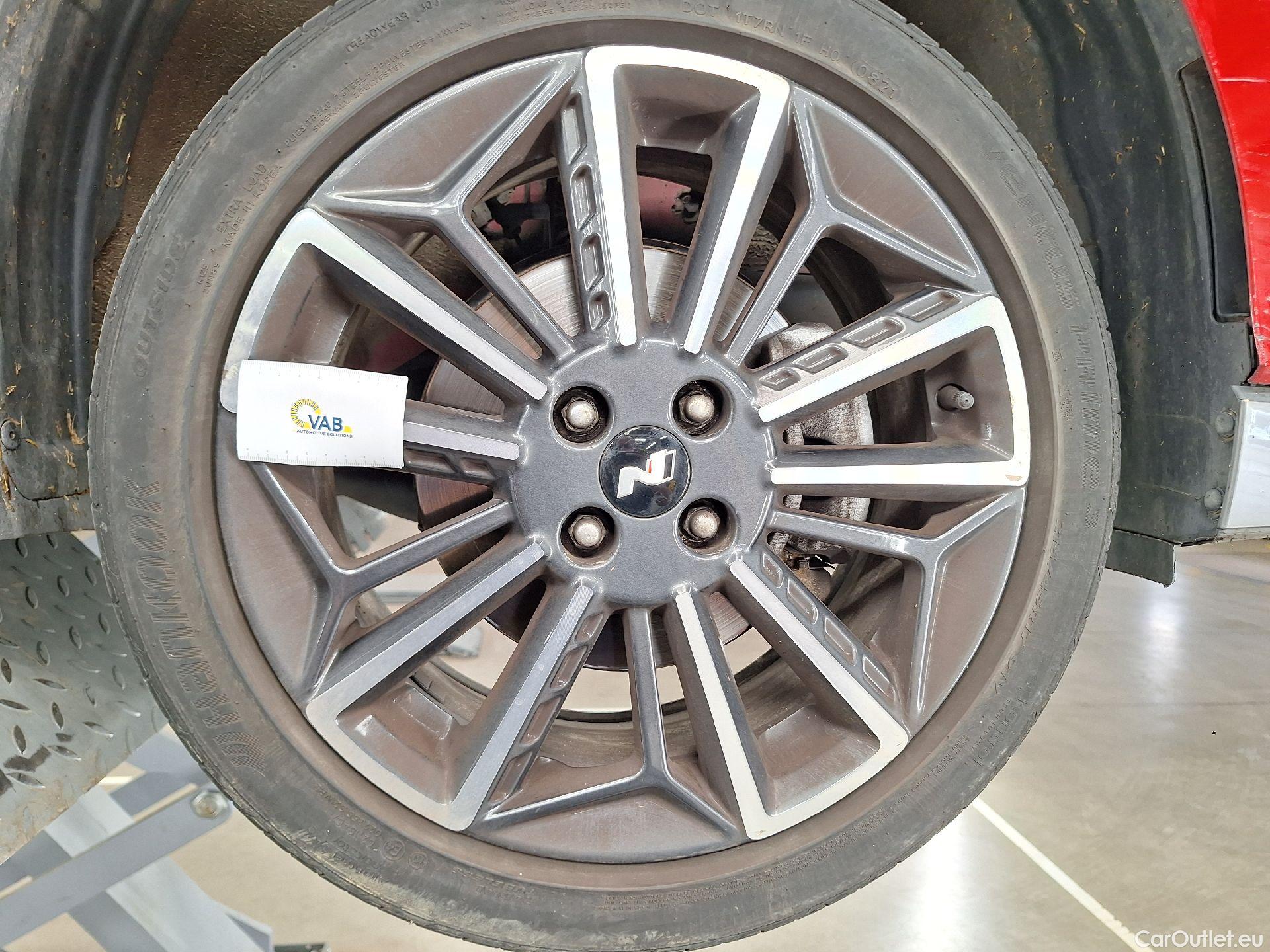  Hyundai  i20 Hyundai,  '20,  1.0 T-GDi74kW Twist N-Line #41